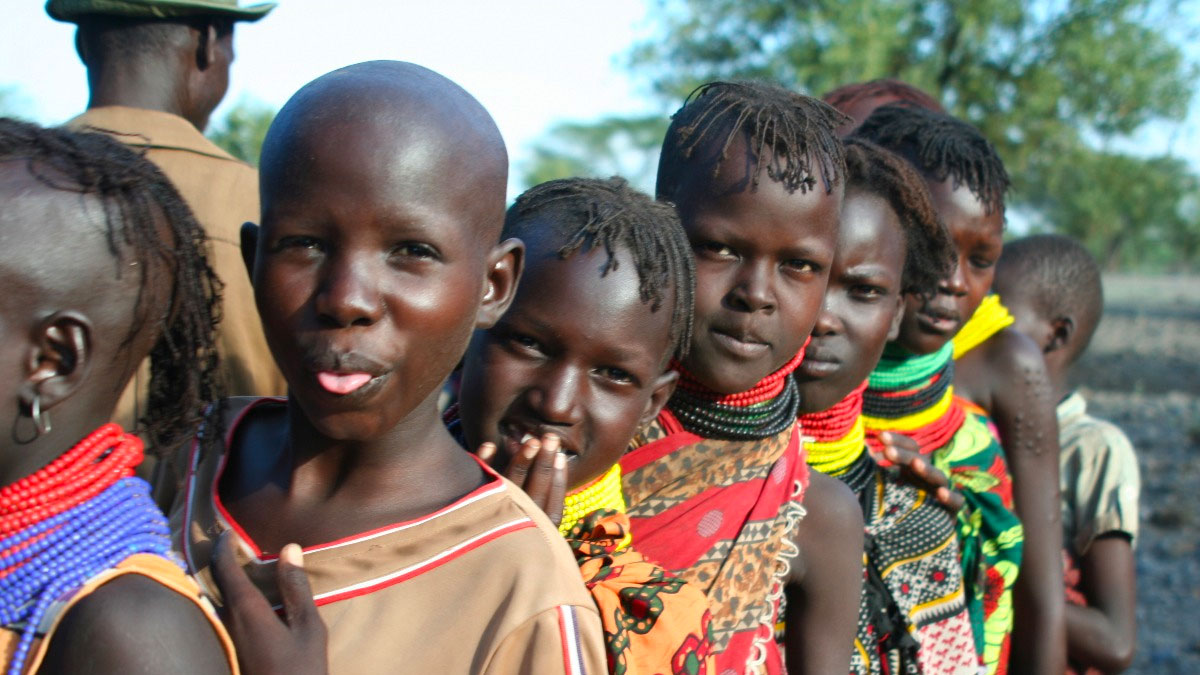 Un grupo de niños en Turkana, Kenia.